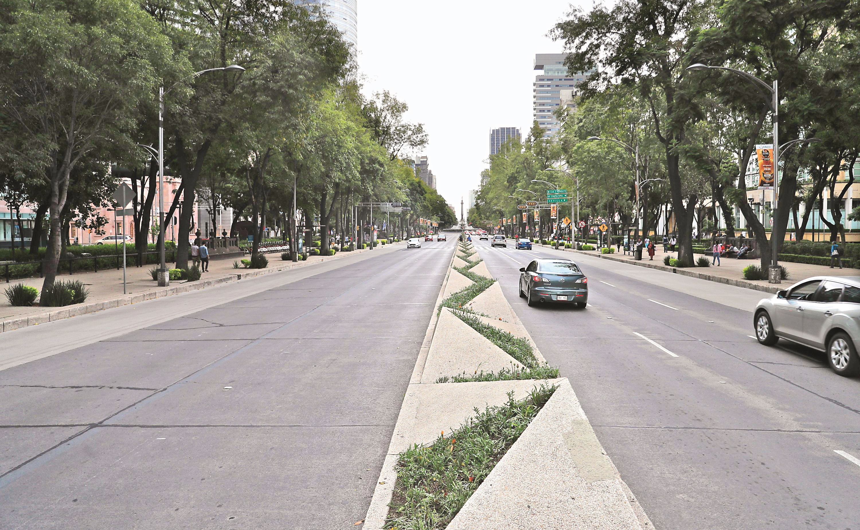 Crónica. La capital dolida y en silencio 