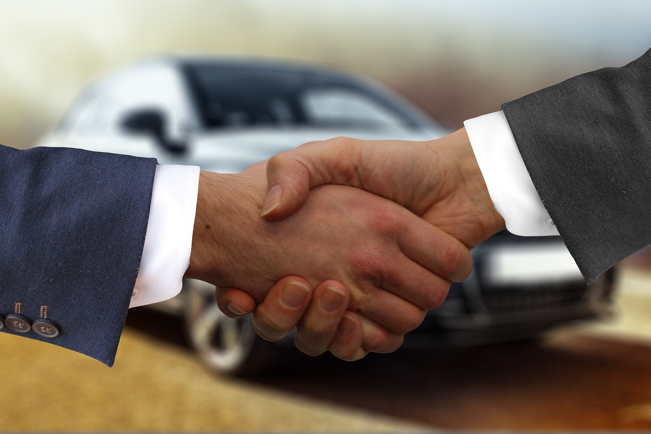 ¿Conviene comprar un auto con factura de aseguradora?