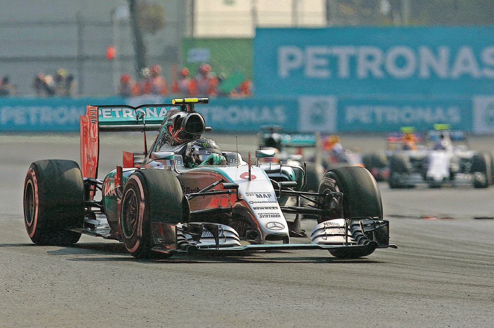 Rosberg le gana la batalla a Lewis