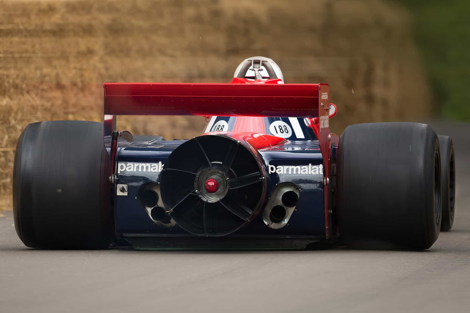 La historia del auto de F1 con una turbina incorporada en la parte trasera