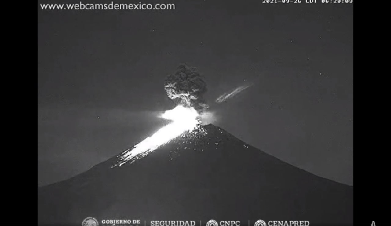 Así fue la explosión del Popocatépetl de la mañana de este domingo 