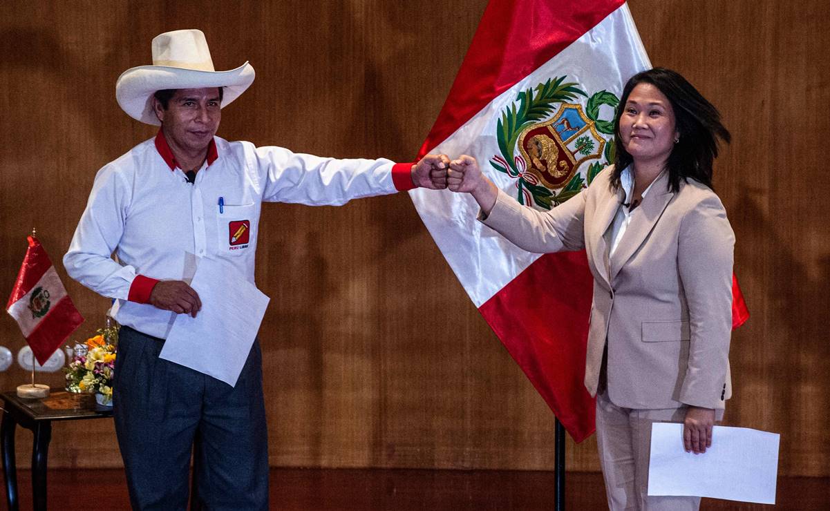 Candidatos presidenciales de Perú firman proclama para “defender la democracia”