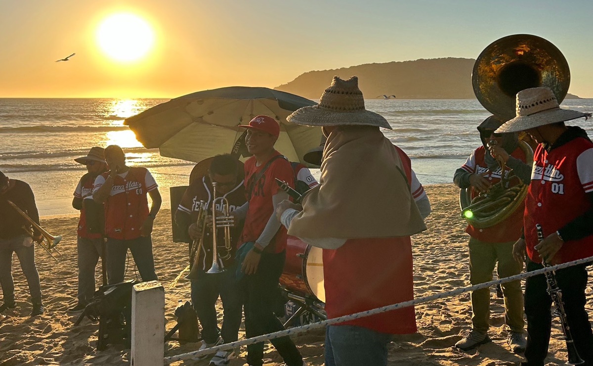 Aprobado: bandas y grupos musicales pueden tocar en playas de Mazatlán