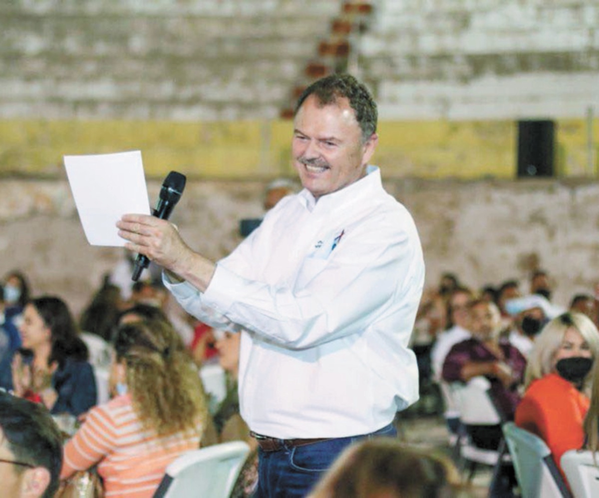 "El Borrego" adelanta una vez más a Durazo 