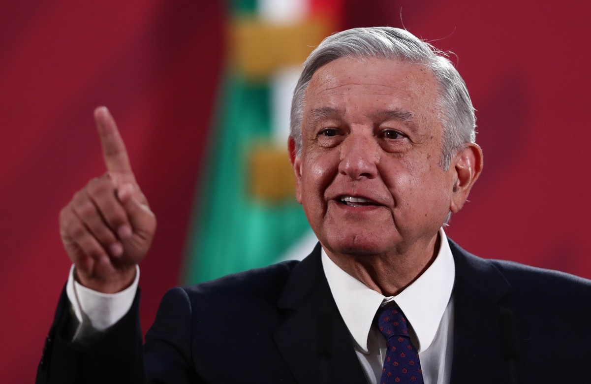 Pide AMLO a diputados de la 4T prepararse para recibir estafeta en 2024