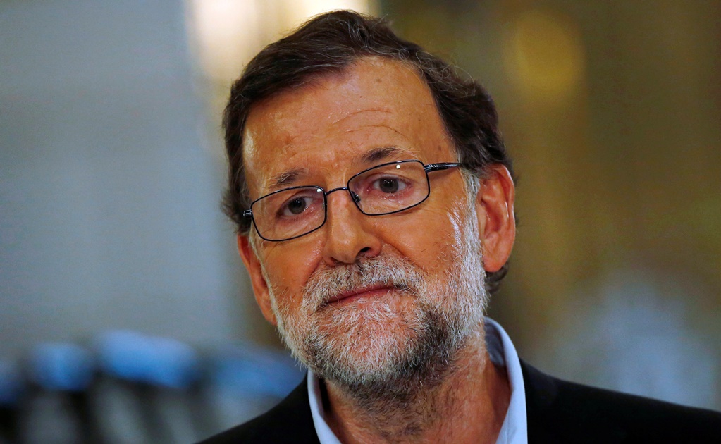 Partido de Rajoy firma pacto anticorrupción con liberales 
