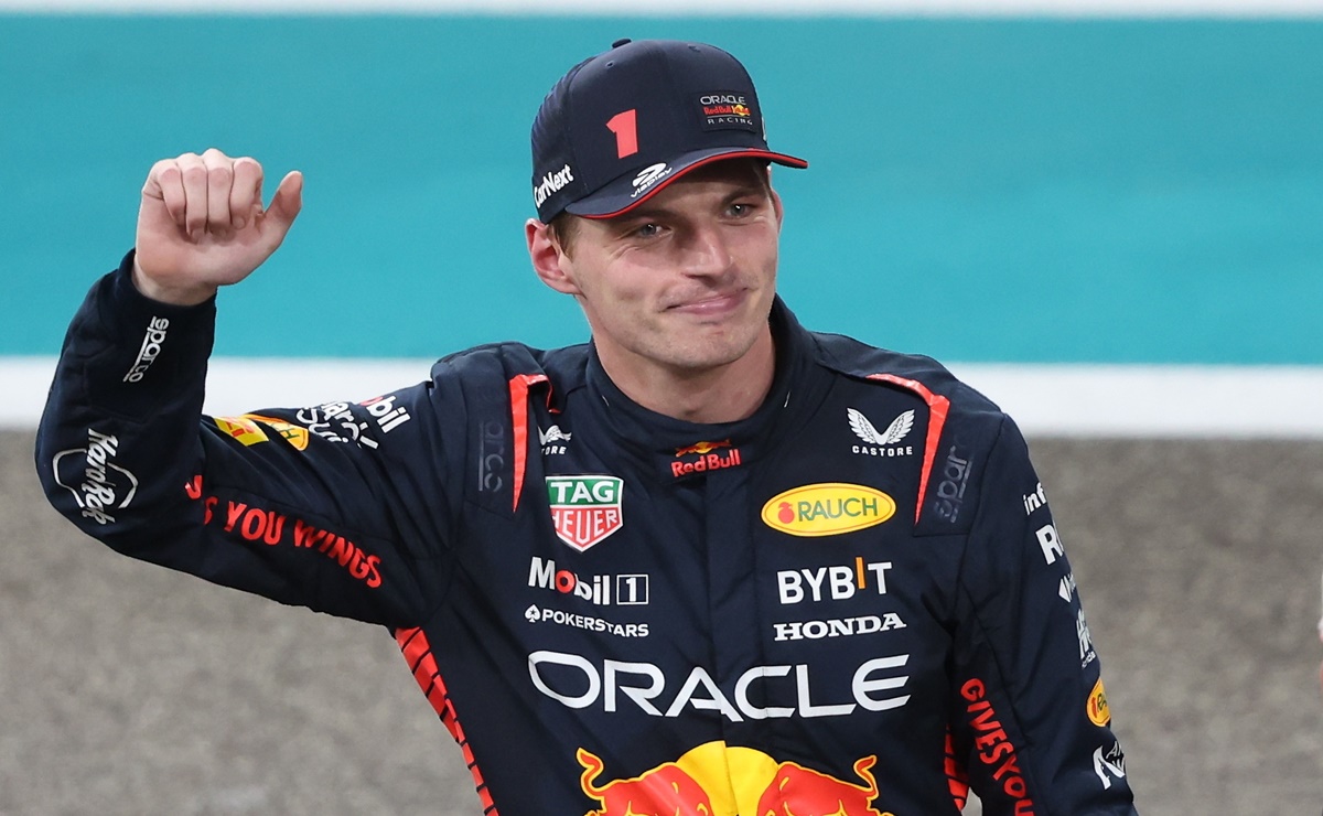 Verstappen recoge su premio de campeón y Alonso el de la 'Maniobra del año' en gala FIA