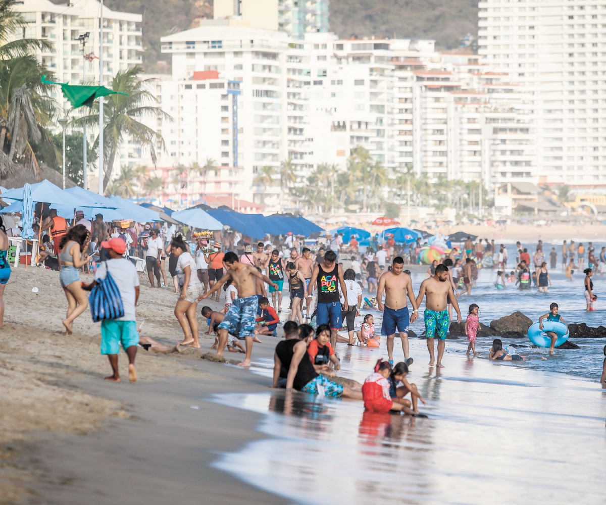 Restringen autoridades de Guerrero horarios de acceso a playa 