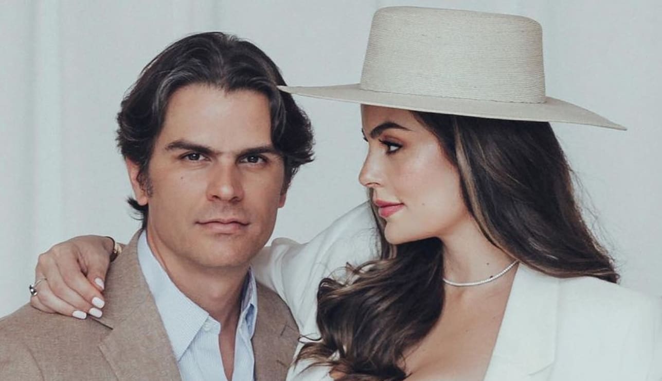 Ximena Navarrete y Juan Carlos Valladares celebran 7 años de feliz matrimonio