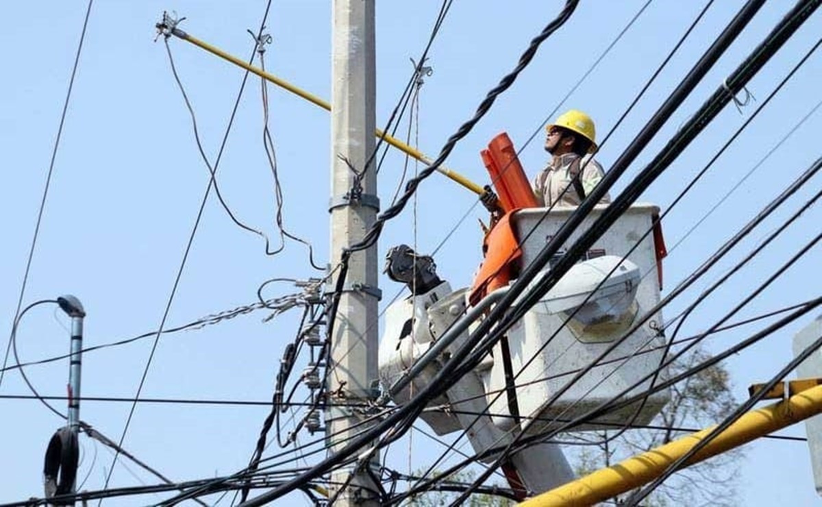 “Estamos organizados”, dice AMLO tras apagones en el país por el calor