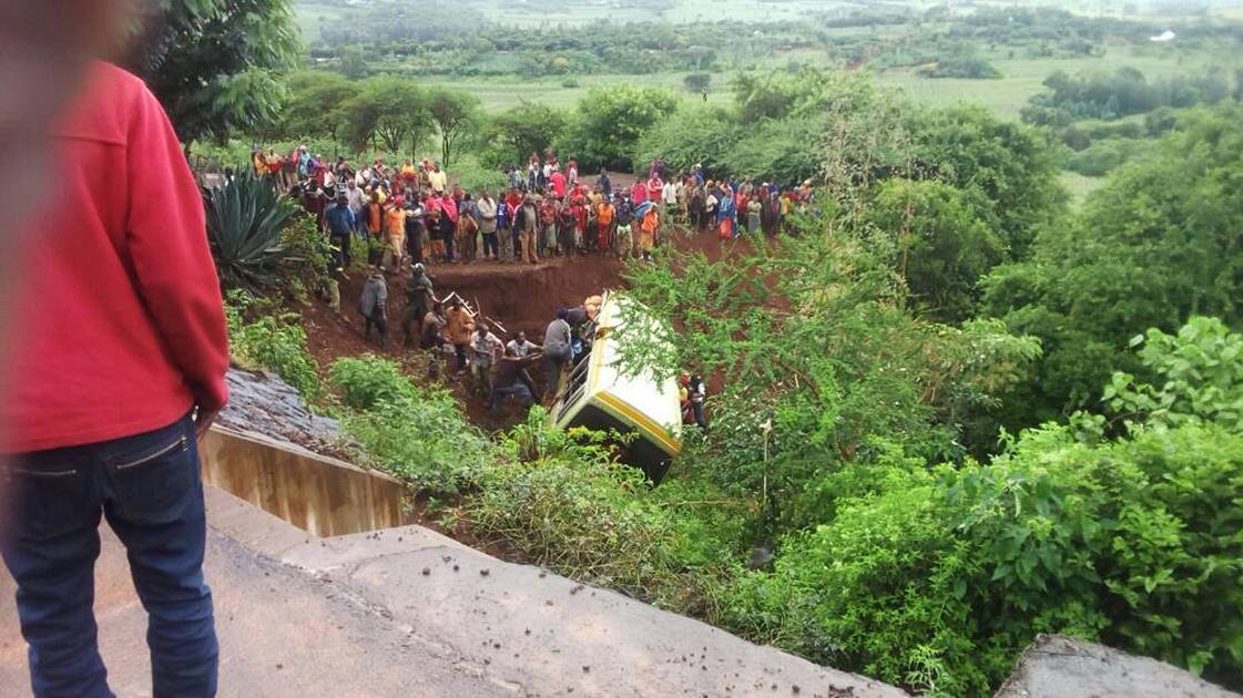 Mueren 29 niños y 3 adultos en accidente de autobús escolar en Tanzania