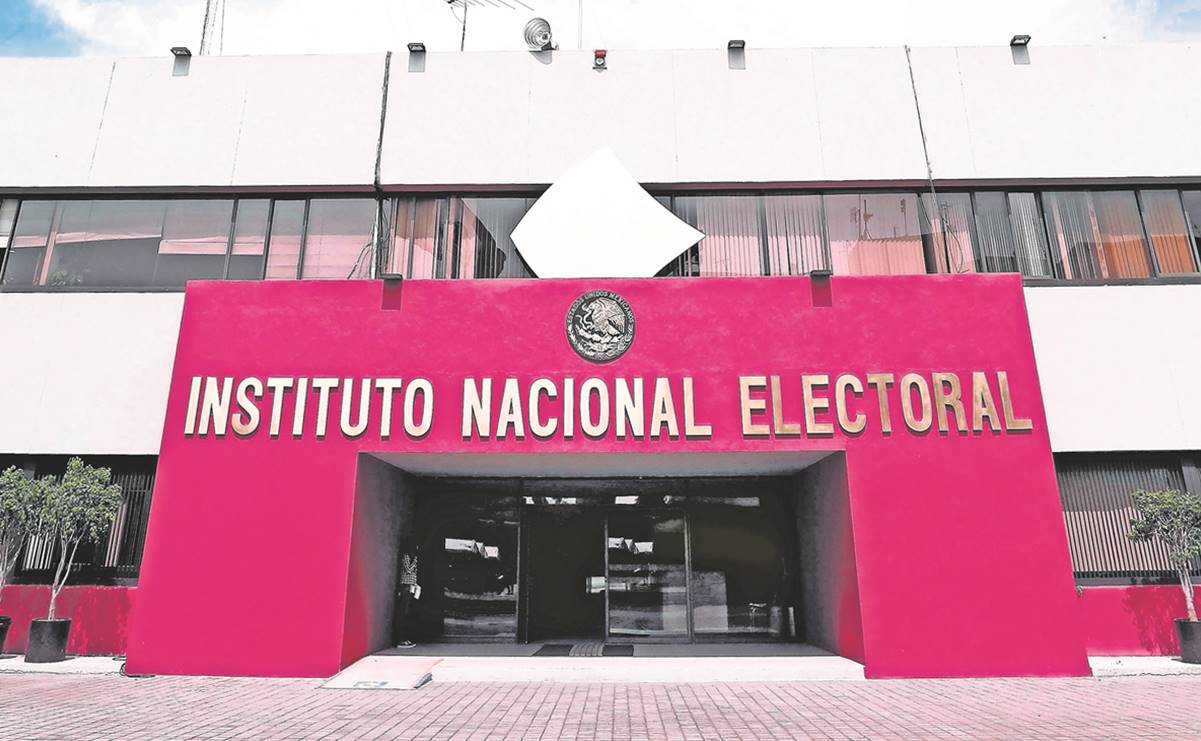 INE quita registro a Encuentro Solidario, Redes Sociales Progresistas y Fuerza por México