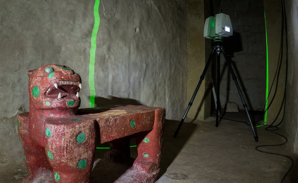 Exploran cuevas y laberintos bajo Chichén Itzá