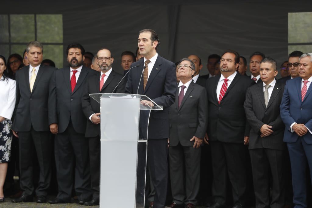 Hace INE "enérgico llamado" a respetar reglas en proceso electoral