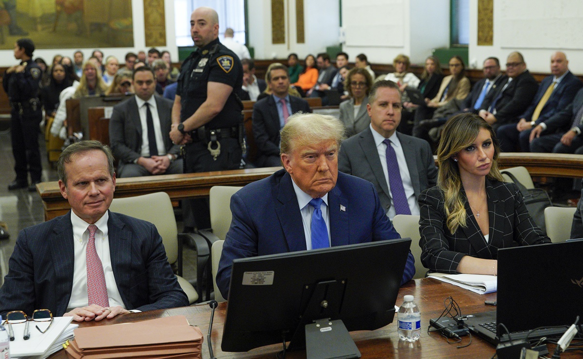 Trump planea hablar al cierre de su juicio por fraude en Nueva York, reportan medios
