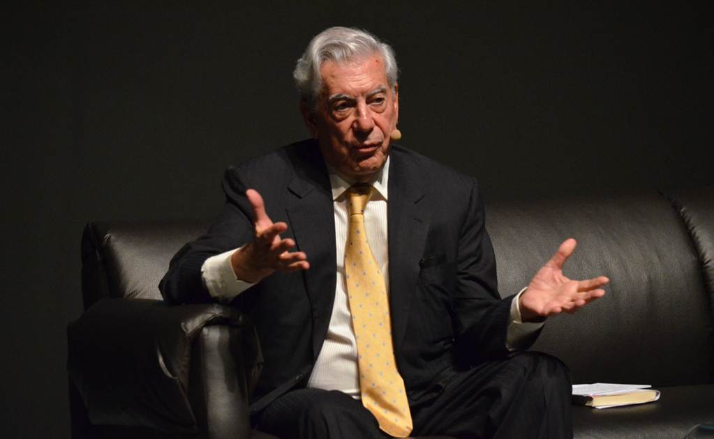 Vargas Llosa insta a musulmanes a luchar contra el terrorismo