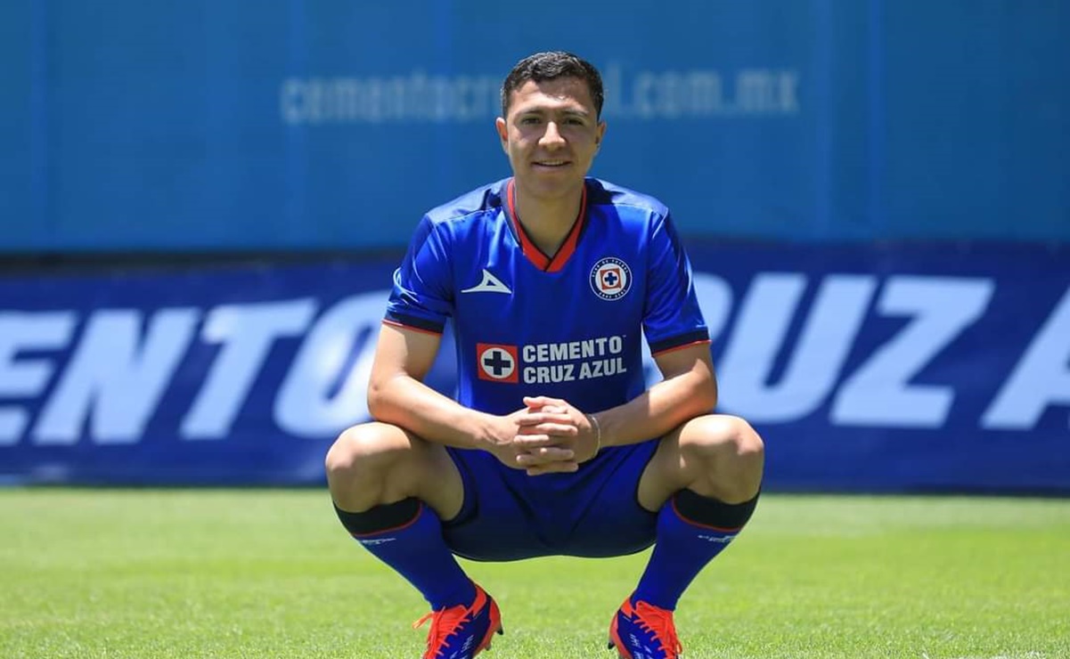 Cruz Azul hace oficial a Andrés Montaño como su refuerzo para el Apertura 2024