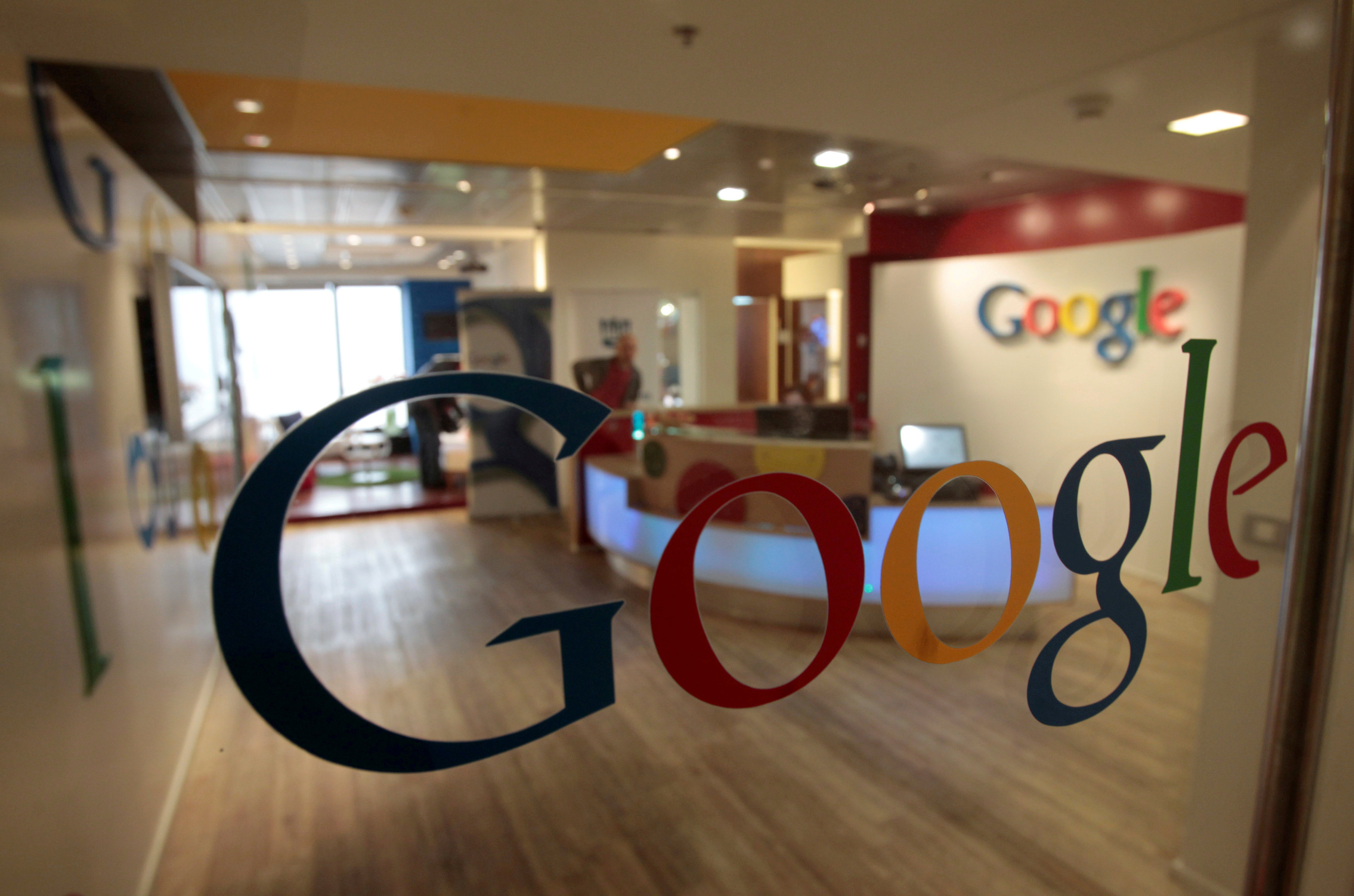 ​Google lanza iniciativa para combatir "fake news"