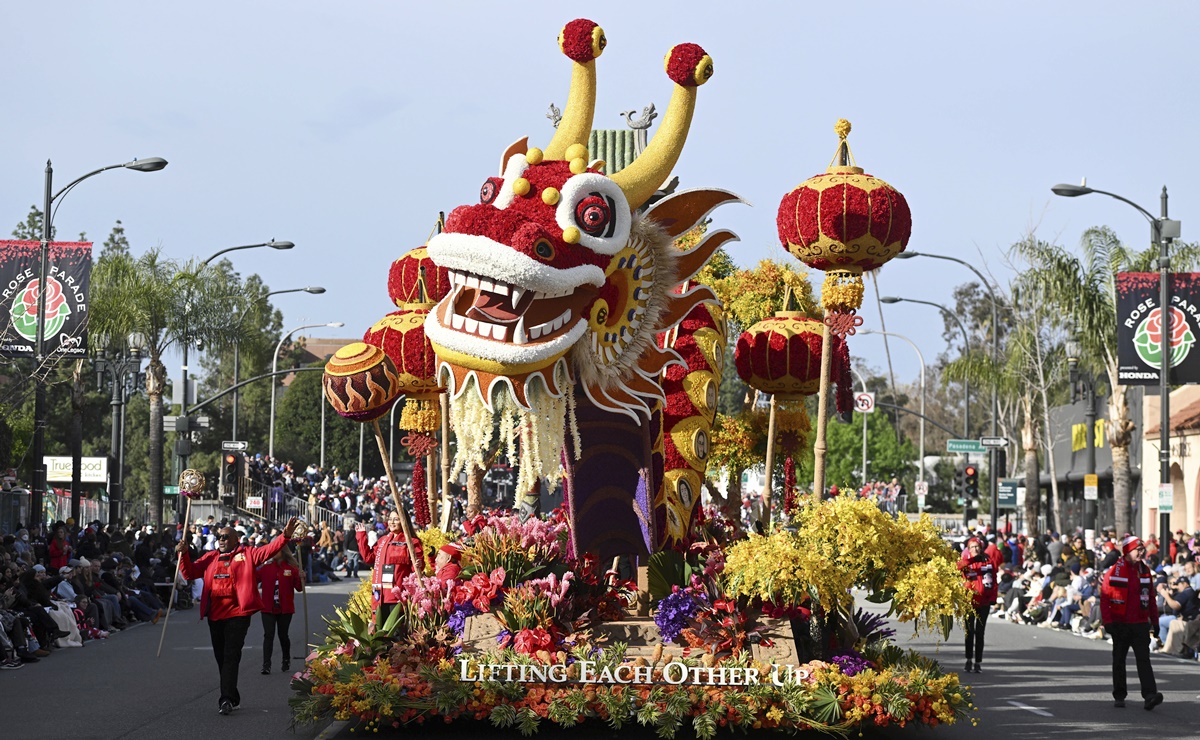 Así fue el Desfile de las Rosas para celebrar el Año Nuevo 2023 (FOTOS)