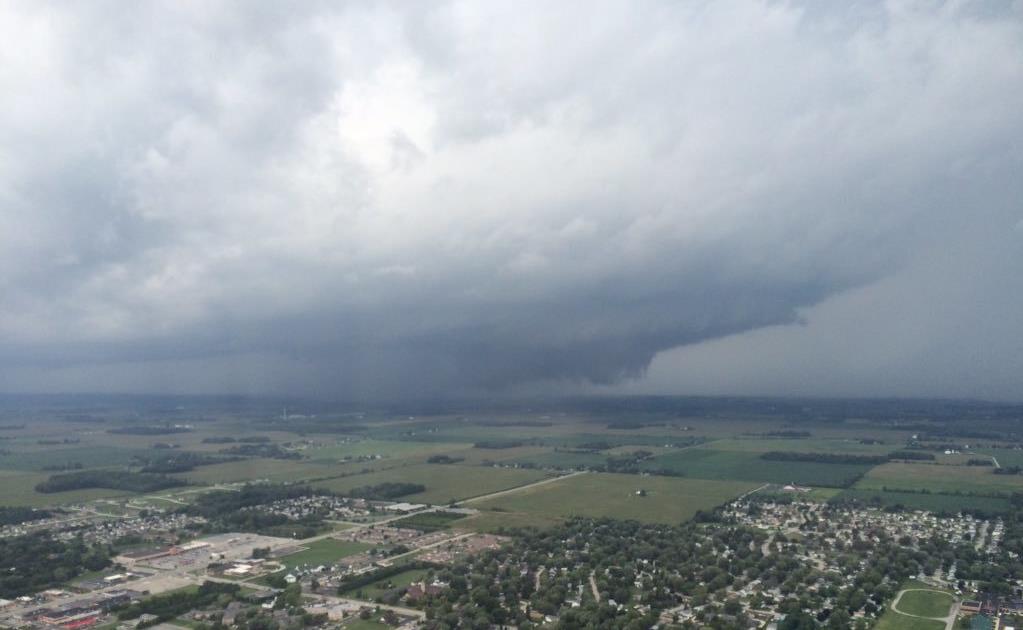 Video. Tornados causan caos en Indiana 