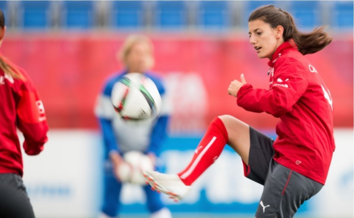 Encuentran sin vida en un lago el cuerpo de futbolista suiza