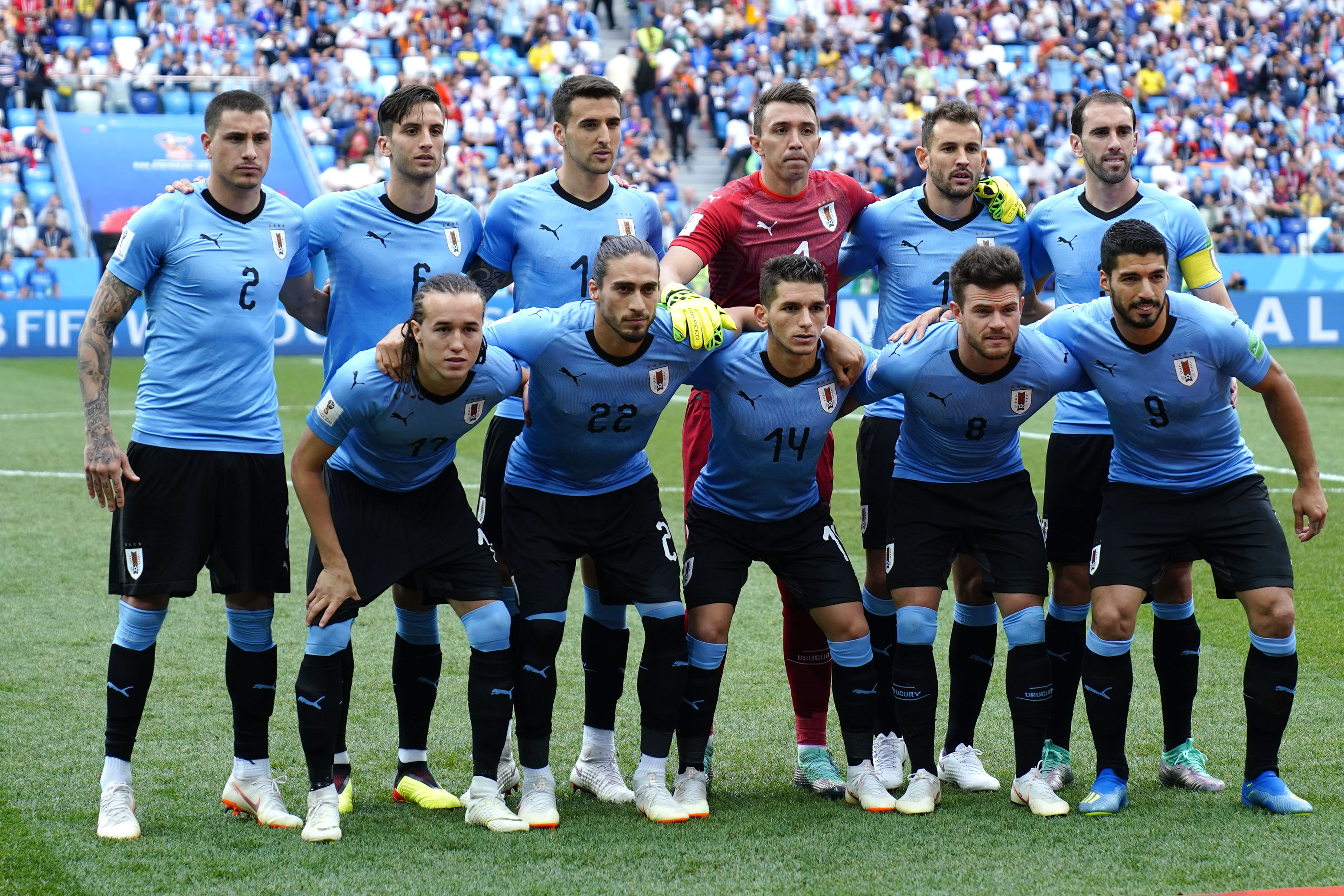 Uruguay con equipo de lujo para enfrentar a México
