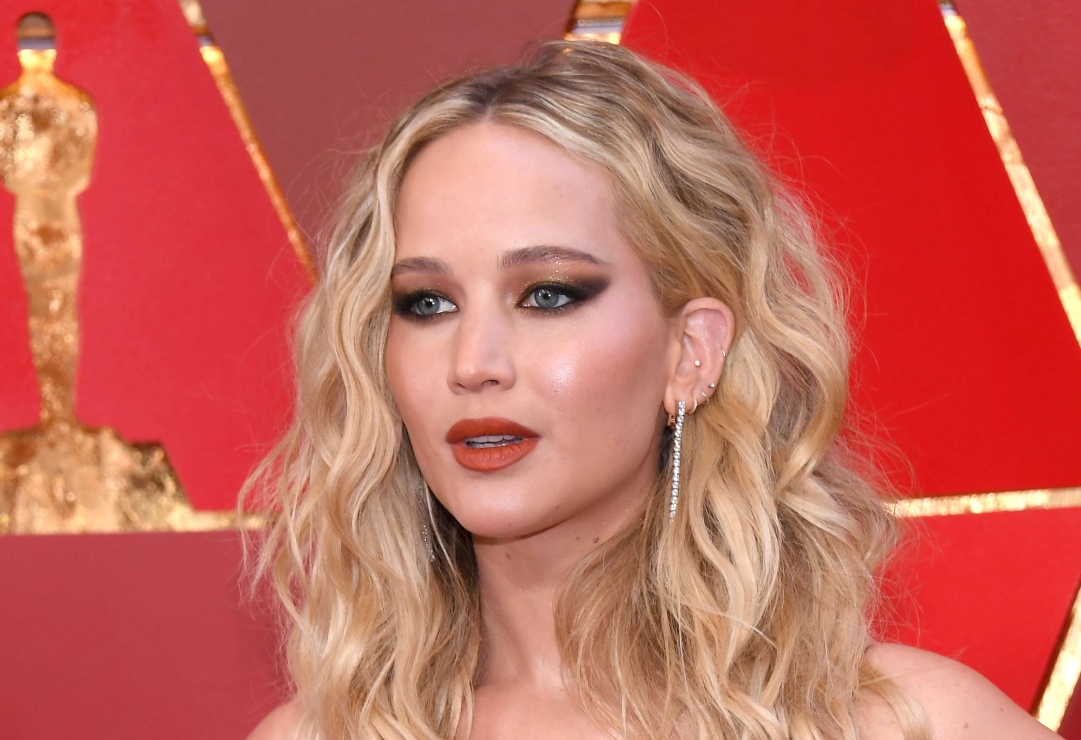 Jennifer Lawrence confiesa haber tenido 2 abortos