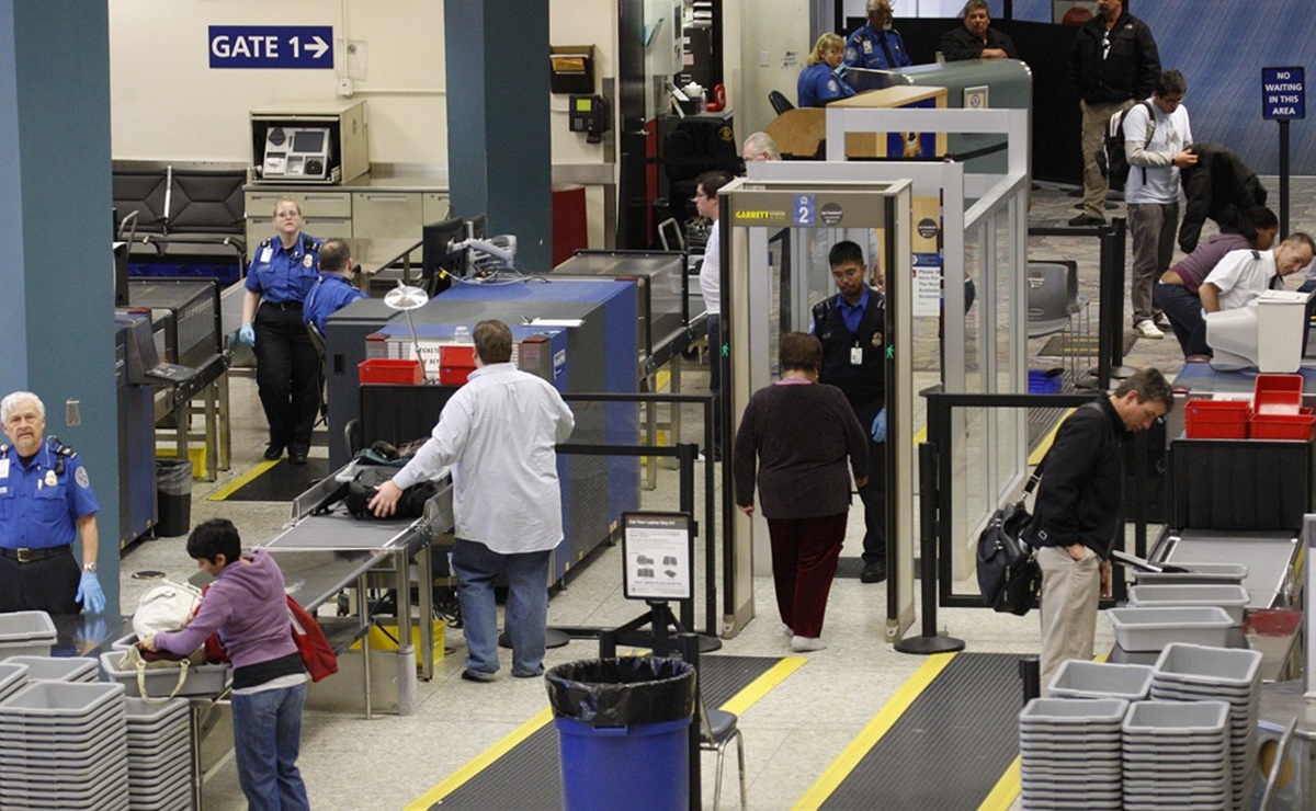 Los 10 objetos más raros confiscados en aeropuertos de EU en 2019