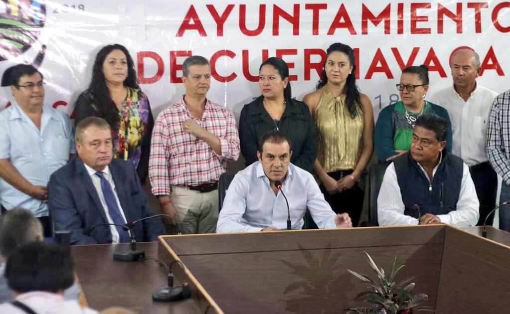 Congreso de Morelos destituye al Cuau, pero sigue en el cargo