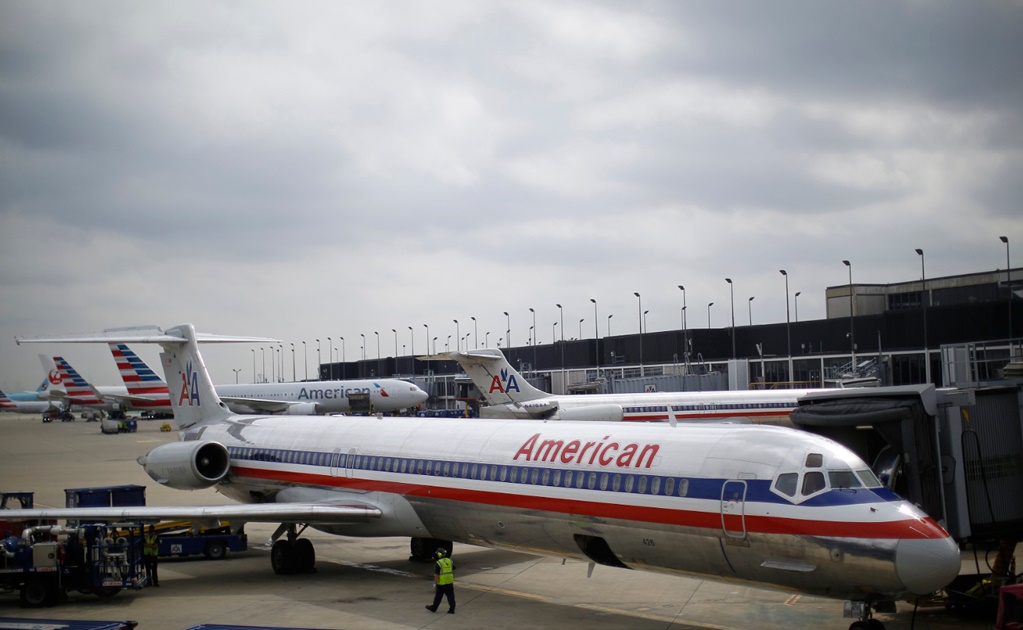 American Airlines reactiva vuelos en EU tras falla