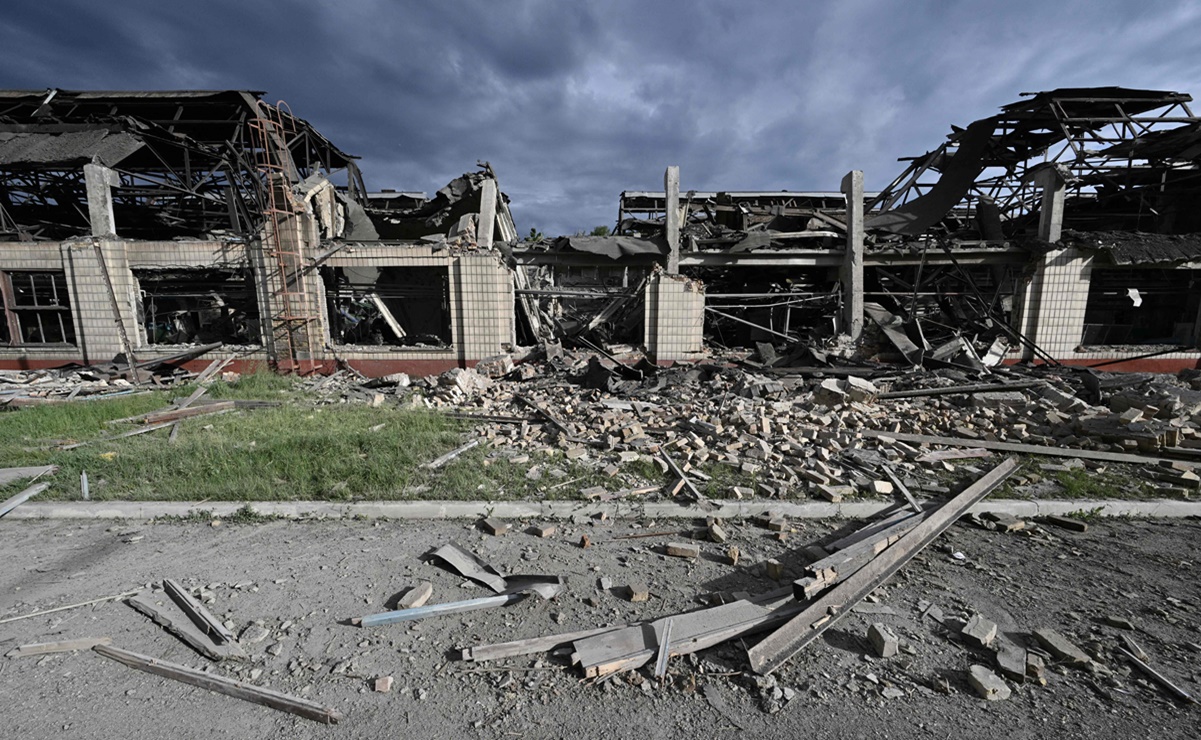 Al menos 8 muertos en 24 horas tras bombardeos rusos en Donbás, al este de Ucrania