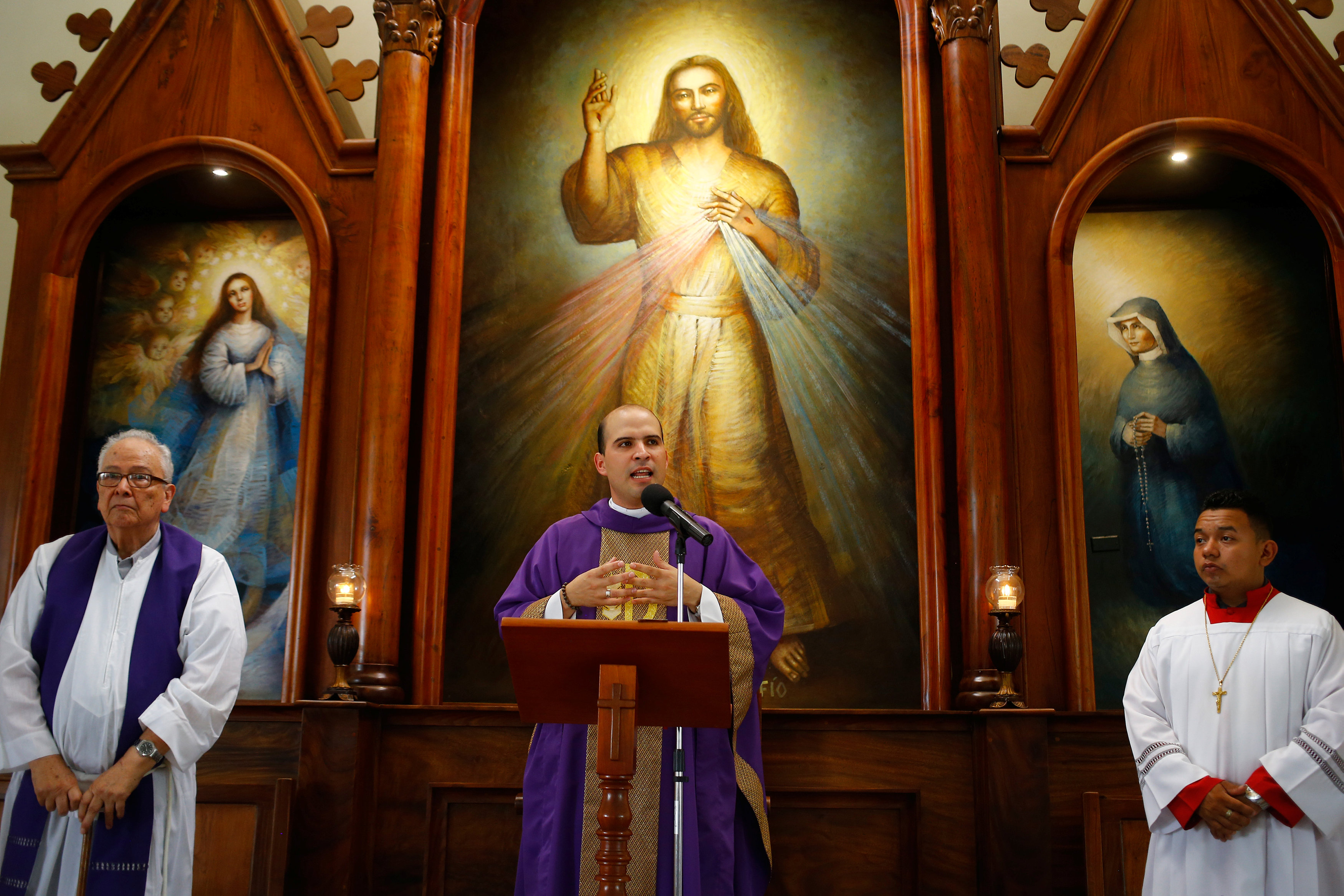 En medio de crisis, iglesia católica denuncia nueva intromisión a un templo en Nicaragua