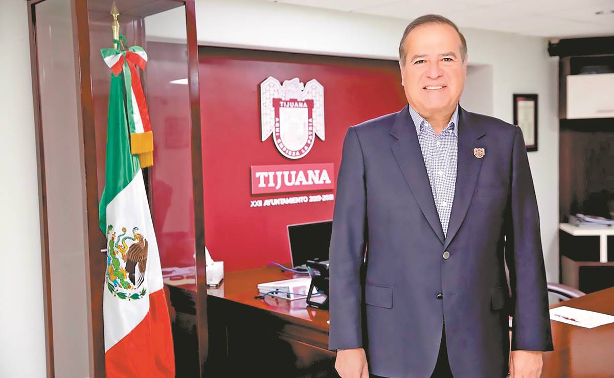 Indaga UIF a alcalde de Tijuana