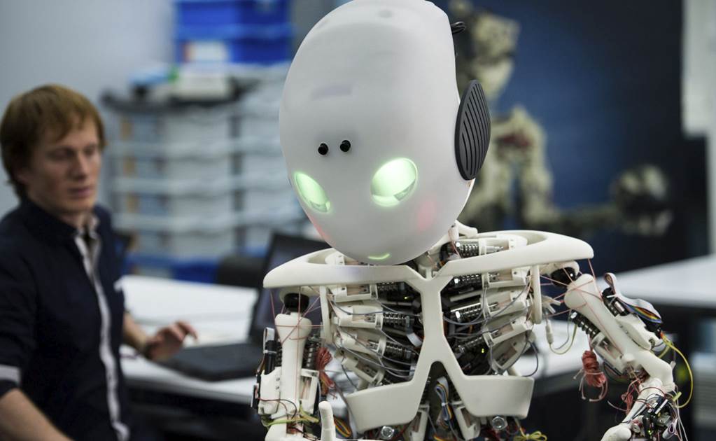 Robots podrán ocupar mitad de empleos de Japón en 2030