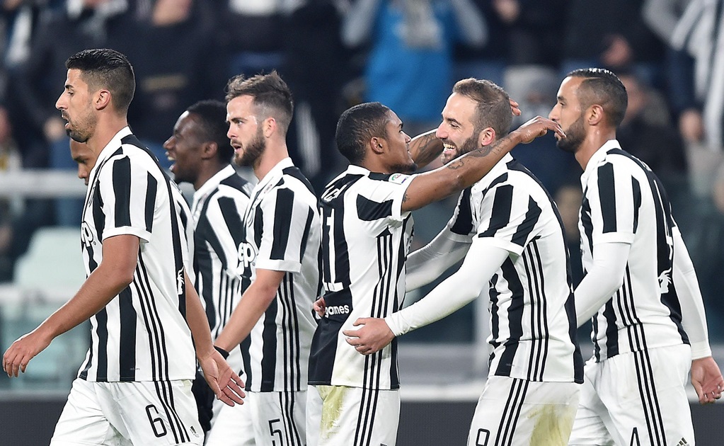 Juventus se pone a un punto del líder Napoli