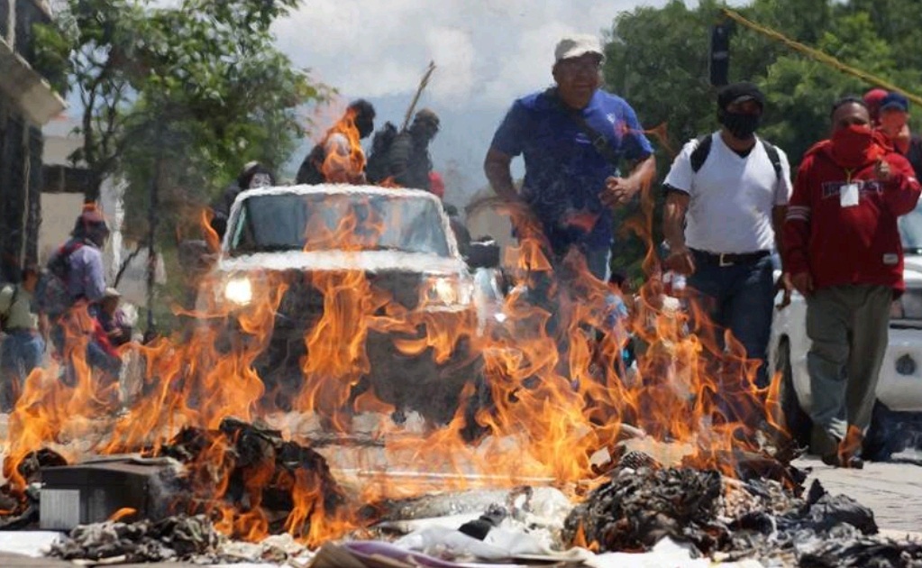 Van 88 detenidos por quema de urnas en Oaxaca