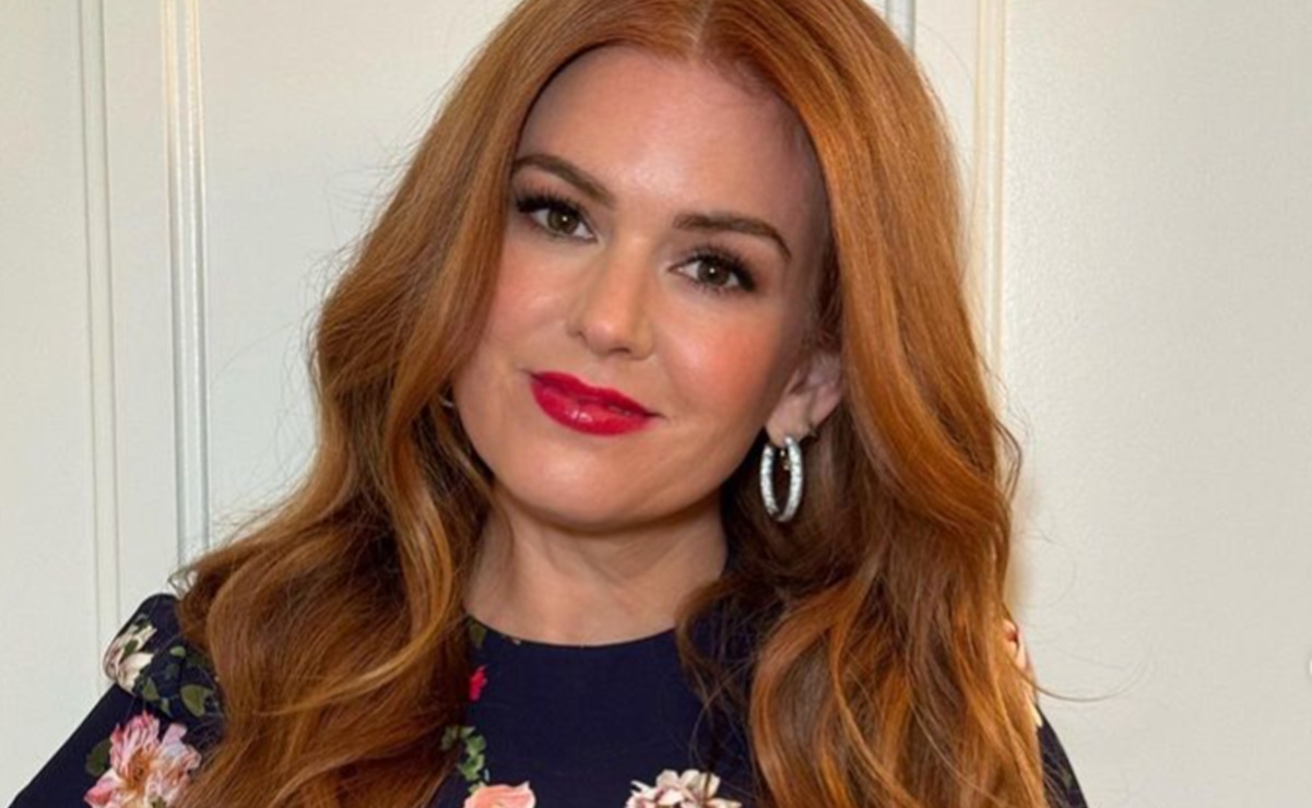 Captan a Isla Fisher sin su anillo de compromiso tras anunciar su divorcio