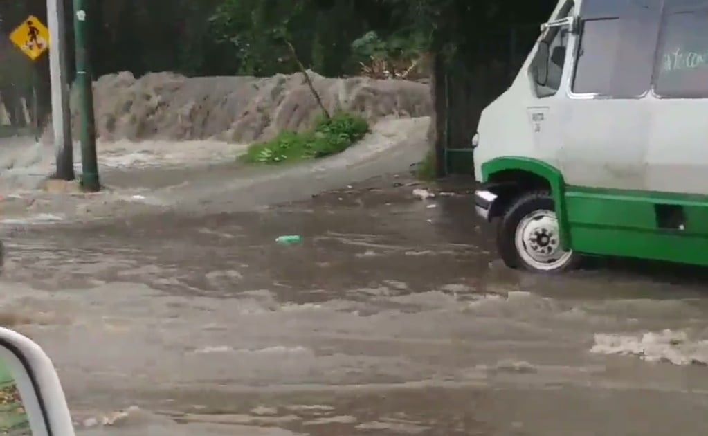 Captan en video severas inundaciones en Tlalpan