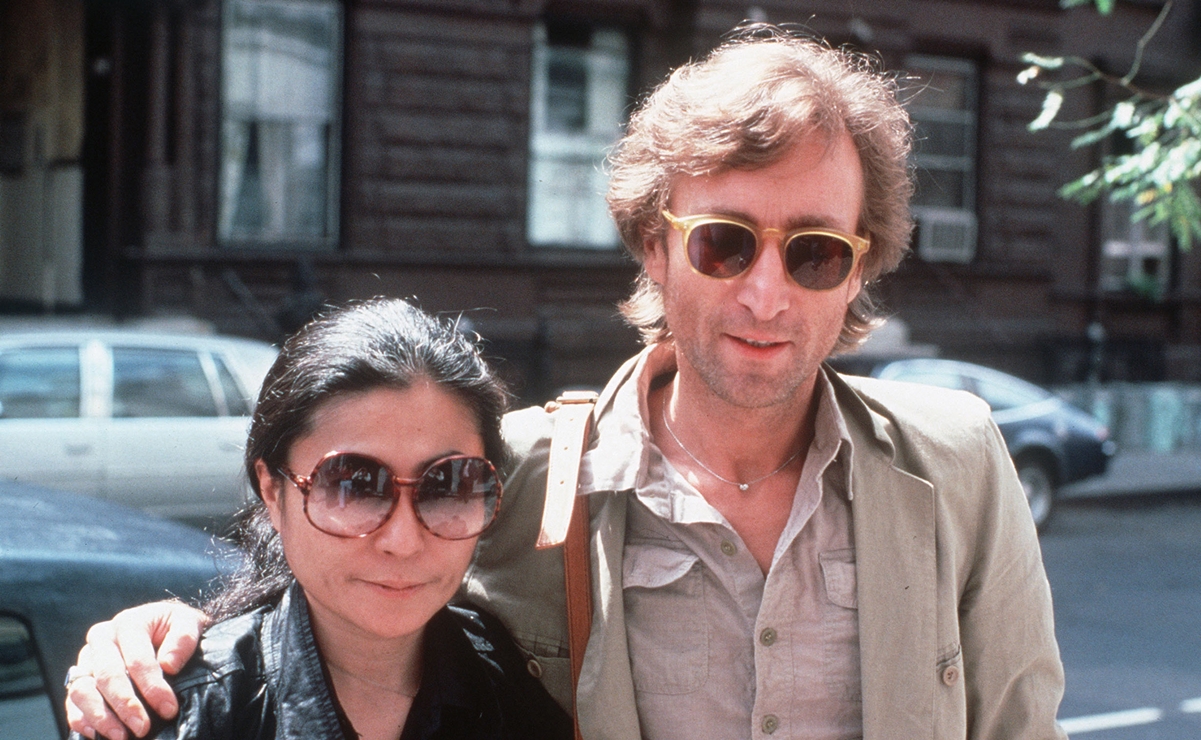 El disco que John Lennon le firmó a su asesino, Mark Chapman, valdría 2 mdd