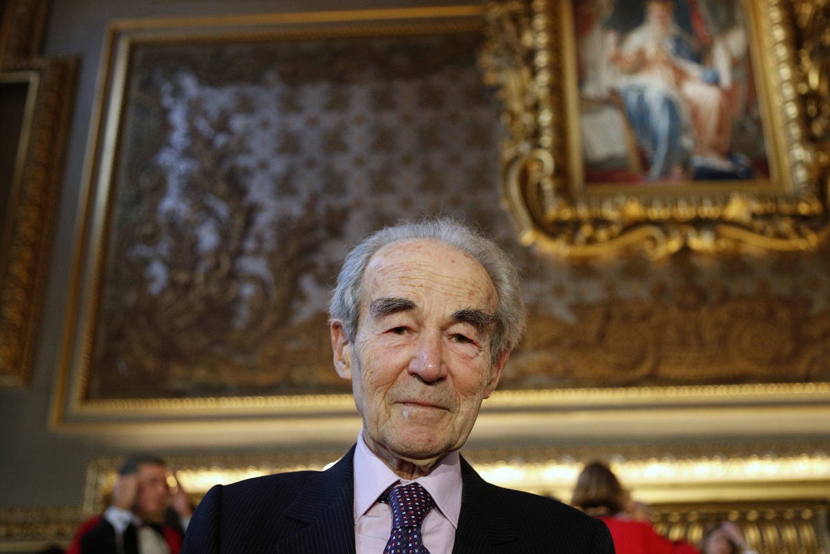 Muere Robert Badinter, artífice de la abolición de la pena de muerte en Francia