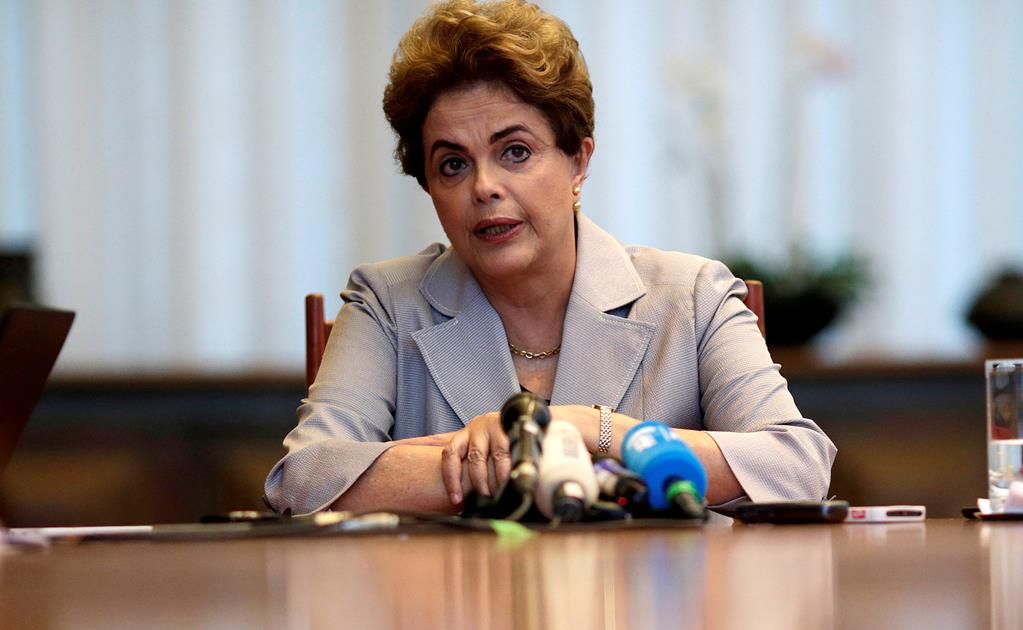 Senado brasileño inicia sesión para decidir futuro de Rousseff
