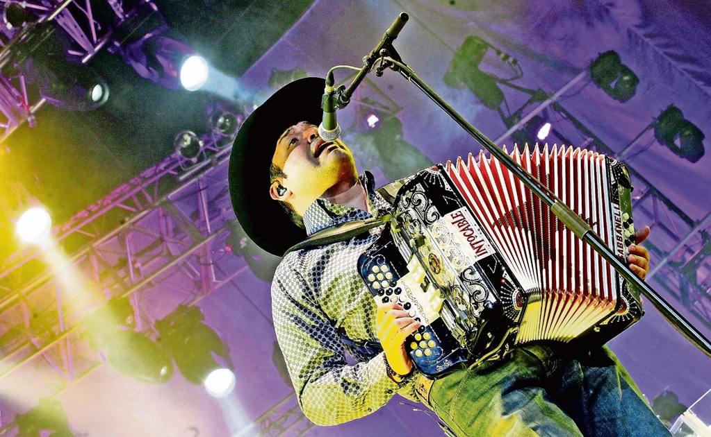 Intocable to perform at MexTour LIVE Fan Event in Texas