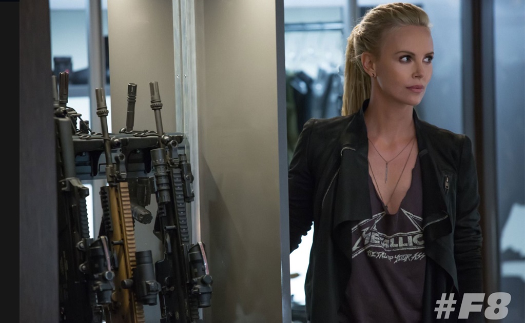 Revelan foto de Charlize Theron en "Rápidos y Furiosos 8"