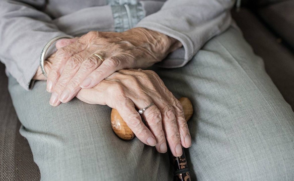 Sentencian a 4 años de prisión a dueña de asilo de ancianos de EU por abusos 