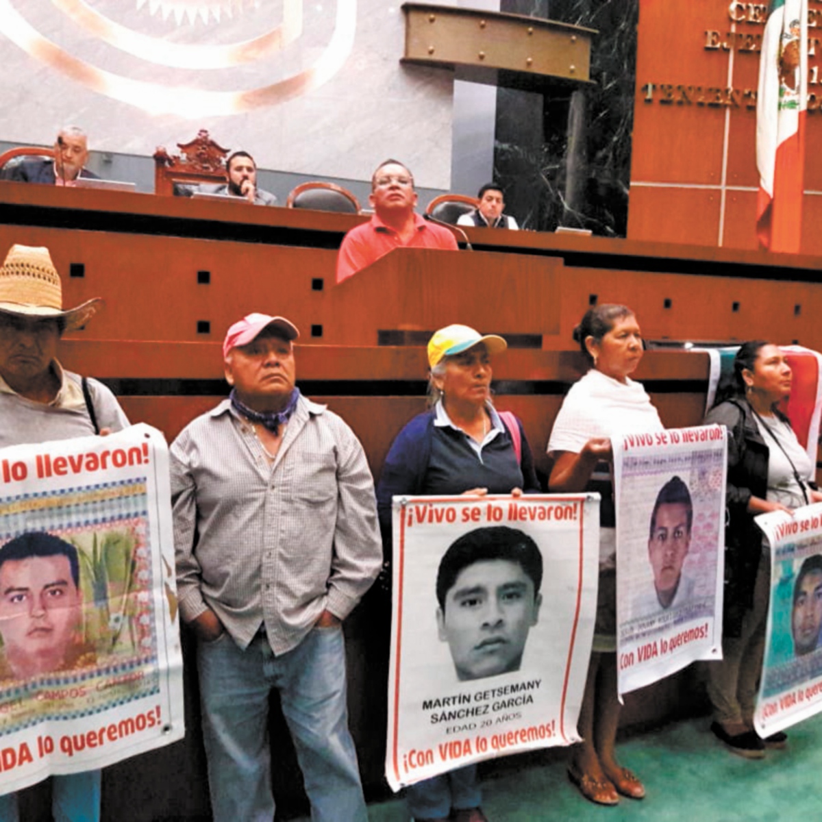 Crean comisión para indagar caso Iguala