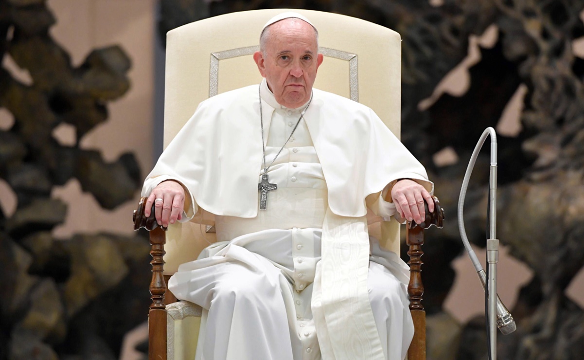 Papa Francisco condena atentado que dejó 3 muertos en Francia; llama a la fraternidad