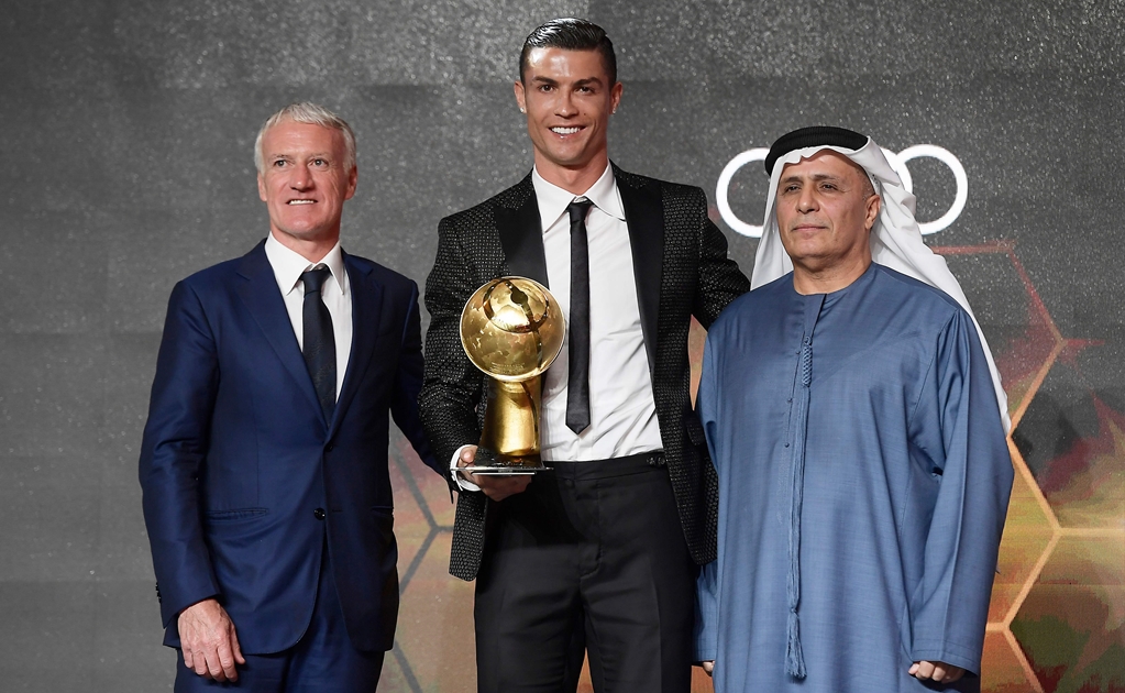 Cristiano Ronaldo, el jugador del año en los Globe Soccer Awards de Dubai