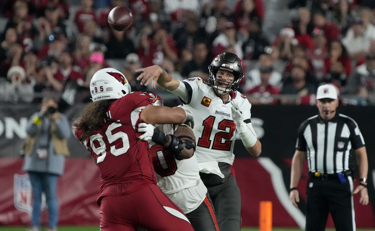 Tom Brady comanda remontada de los Buccaneers ante los Cardinals