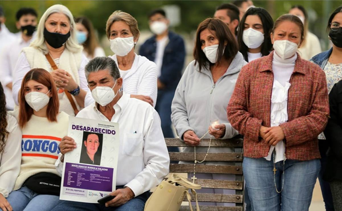 Familiares protestan por la desaparición de un joven chofer de taxi por aplicación en Sonora