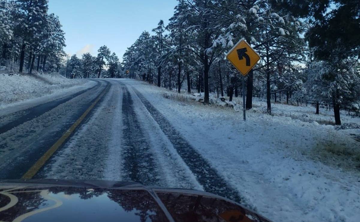 Continúa frío en Chihuahua; cierran tramos carreteros por congelamiento